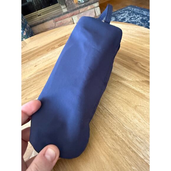 ISAAC MIZRAHI Blue Nylon Double Pocket Cosmetic Organizer - Picture 2 of 5